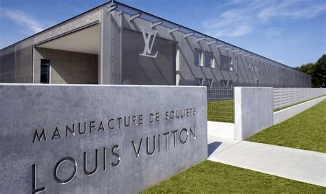 Manufacture Des Accessoires Louis Vuitton a Figline e Incisa 